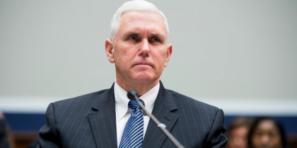 Вице-президент США Пенс анонсировал снятие санкций против России Вице-президент США Пенс анонсировал снятие санкций против России