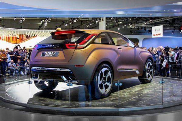 Появились изображения нового кроссовера LADA без камуфляжа Появились изображения нового кроссовера LADA без камуфляжа