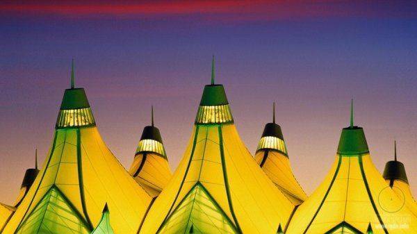 Аэропорт Денвер (США) - международный аэропорт или ковчег для “избранных”? Аэропорт Денвер (США) - международный аэропорт или ковчег для “избранных”?