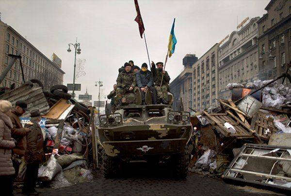 Войдя в положение: украинцев ждёт рытье окопов и постой солдат Войдя в положение: украинцев ждёт рытье окопов и постой солдат