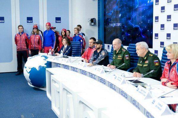 В Москве состоялась презентация официальной формы российской сборной на Всемирных военных играх 2017 В Москве состоялась презентация официальной формы российской сборной на Всемирных военных играх 2017