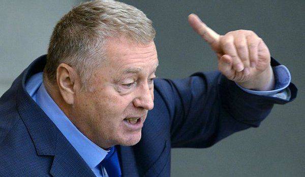 Жириновский предложил долбануть по Киеву Жириновский предложил долбануть по Киеву