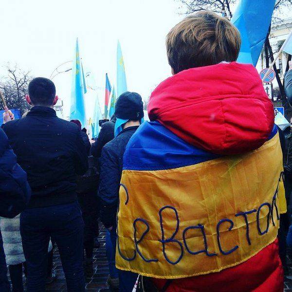 Киев: Марш вялых «деоккупантов» Крыма Киев: Марш вялых «деоккупантов» Крыма