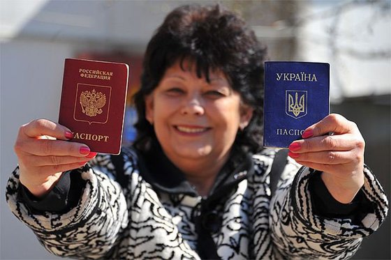Россия раздаст миллионы паспортов жителям бывшего СССР Россия раздаст миллионы паспортов жителям бывшего СССР