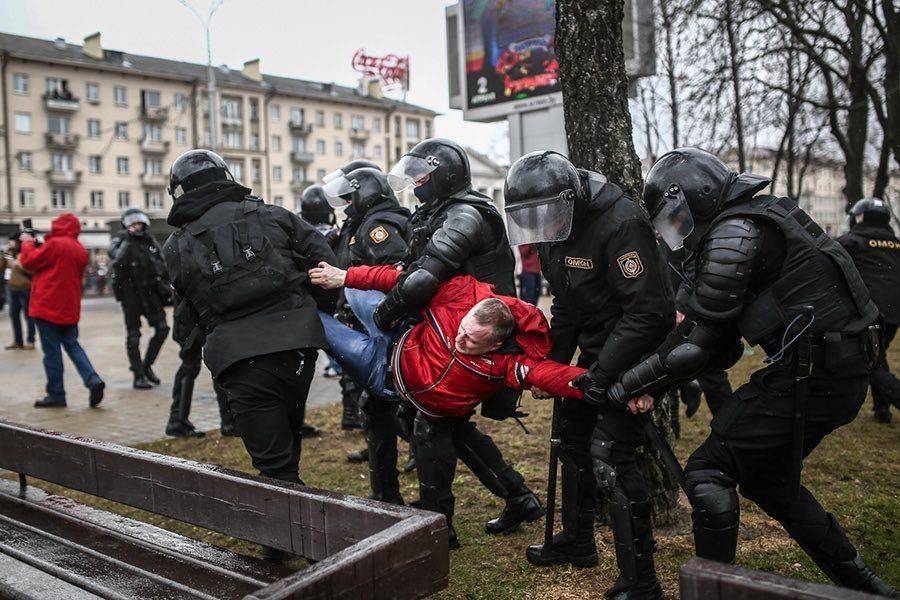 Польшу «Колбасит» от белоруссии Польшу «Колбасит» от белоруссии