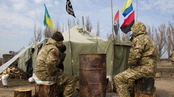 Цель блокады - гуманитарная катастрофа Донбасса Цель блокады - гуманитарная катастрофа Донбасса