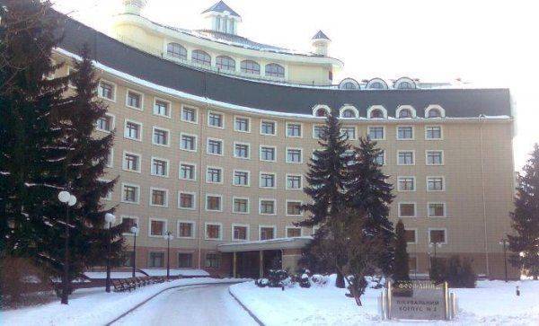 Миллиарды на клизмы: сколько стоят мед. услуги украинских чиновников Миллиарды на клизмы: сколько стоят мед. услуги украинских чиновников