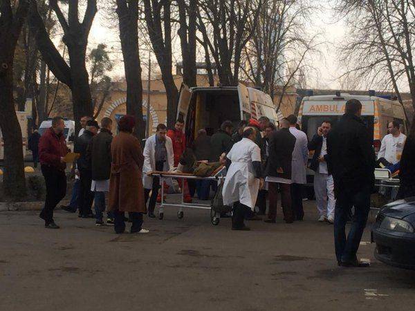 В киевский госпиталь привезли «тяжелых» АТОшников В киевский госпиталь привезли «тяжелых» АТОшников