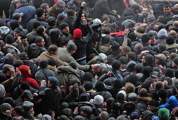 «Бородай вывез Стрелкова из Донецка в невменяемом состоянии» «Бородай вывез Стрелкова из Донецка в невменяемом состоянии»