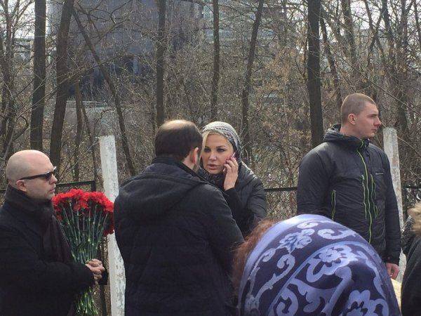 Илья Пономарёв у гроба Вороненкова: Мы обязательно отомстим! Илья Пономарёв у гроба Вороненкова: Мы обязательно отомстим!