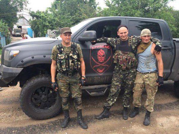 Батальон "Кривбасс" в боях на Донбассе Батальон "Кривбасс" в боях на Донбассе