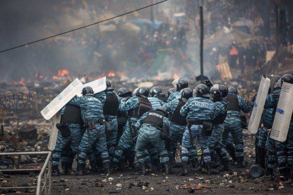 "Находиться на Украине стало опасно". Четверо экс-беркутовцев сбежали в Россию "Находиться на Украине стало опасно". Четверо экс-беркутовцев сбежали в Россию