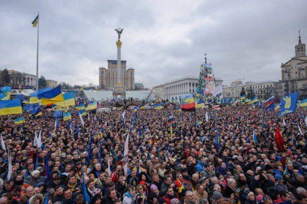 Карякин: блокадой Донбасса Украина загнала себя в угол