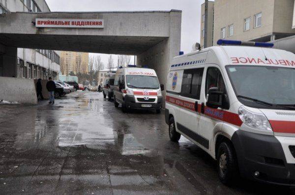 В Киеве нацисты напали на левого активиста: парень госпитализирован с ножевыми ранениями В Киеве нацисты напали на левого активиста: парень госпитализирован с ножевыми ранениями