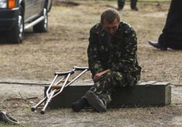 АТОшники прикидывались инвалидами, чтобы содрать с родины по 200 тысяч гривен АТОшники прикидывались инвалидами, чтобы содрать с родины по 200 тысяч гривен