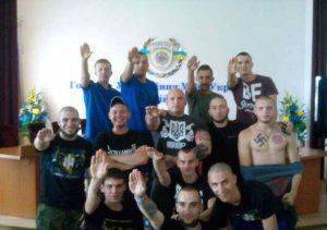 Мрази в камуфляже – в ЕС Авакова связали с нацистами Мрази в камуфляже – в ЕС Авакова связали с нацистами