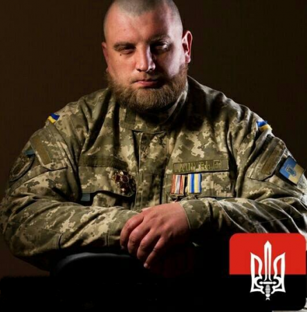 Зрада: разъяренный АТОшник напал на кассиршу из-за русского языка Зрада: разъяренный АТОшник напал на кассиршу из-за русского языка