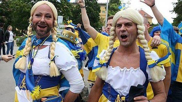 Запад нагнул Украину в позу ЛГБТ Запад нагнул Украину в позу ЛГБТ