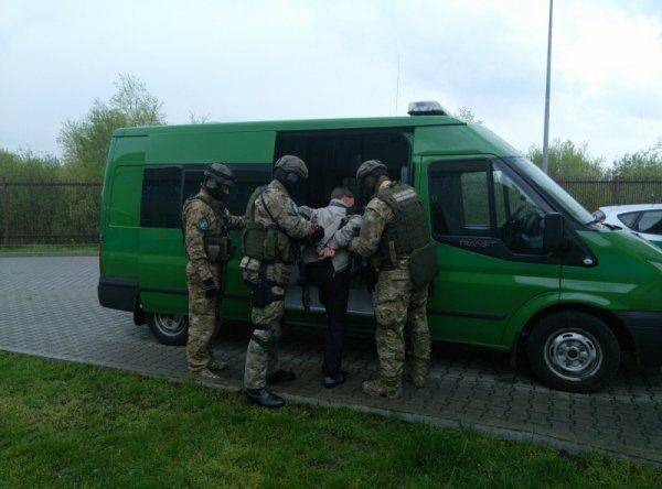 Убивал за Украину: на польской границе арестовали австрийского наемника ВСУ Убивал за Украину: на польской границе арестовали австрийского наемника ВСУ