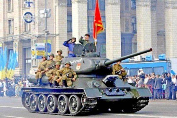 72% украинцев считают День Победы самым важным праздником, и всего 9% мечтают о «европейском примирении»  72% украинцев считают День Победы самым важным праздником, и всего 9% мечтают о «европейском примирении»