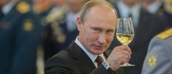 Корнейчук: Какая изоляция?! К Путину весь мир ездит решать вопросы Корнейчук: Какая изоляция?! К Путину весь мир ездит решать вопросы