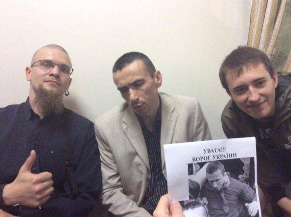 Нацисты схватили киевлянина, давшего отпор боевикам 9 мая  Нацисты схватили киевлянина, давшего отпор боевикам 9 мая