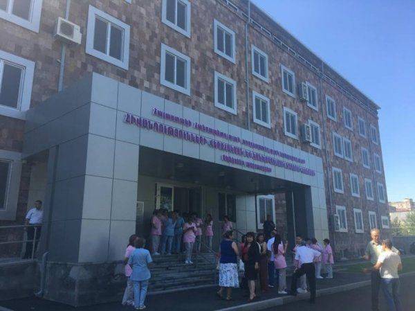 Военные вирусологи США начинают эксперименты в Армении Военные вирусологи США начинают эксперименты в Армении