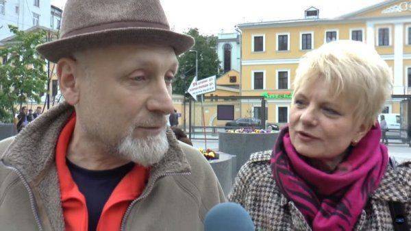 Россияне высмеяли визовый режим с Украиной: «На танках к вам приедем!» Россияне высмеяли визовый режим с Украиной: «На танках к вам приедем!»