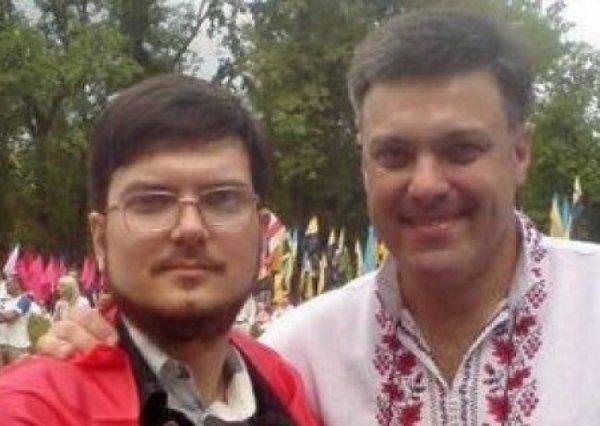 Бумеранги Майдана: фронтовых журналисток гонят из АТО, а учителей-радикалов увольняют из «Могилянки» Бумеранги Майдана: фронтовых журналисток гонят из АТО, а учителей-радикалов увольняют из «Могилянки»