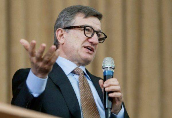 Импичмент Шоколадной панде: Соратник Тимошенко требует отстранения Порошенко  Импичмент Шоколадной панде: Соратник Тимошенко требует отстранения Порошенко