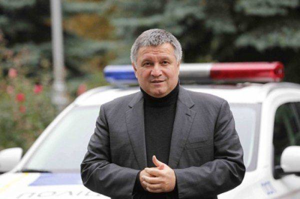 Спецоперация в Мелитополе: министр Аваков пытается сделать из криминальных отморозков сторонников «русского мира»   Спецоперация в Мелитополе: министр Аваков пытается сделать из криминальных отморозков сторонников «русского мира»