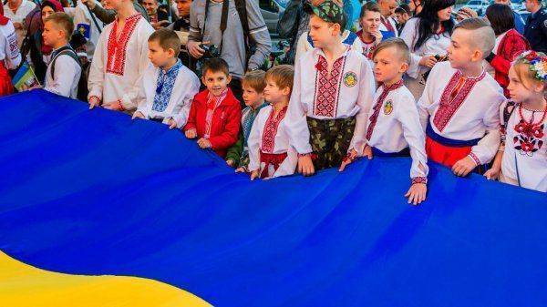 Такая конституционная Конституция Украины Такая конституционная Конституция Украины