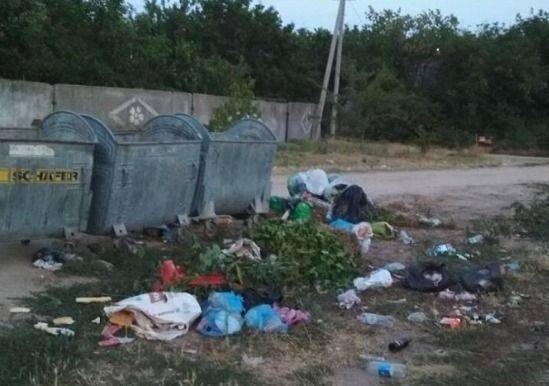«Курортная Херсонщина»: бандиты на границе, аллергичная мусорка на побережье «Курортная Херсонщина»: бандиты на границе, аллергичная мусорка на побережье
