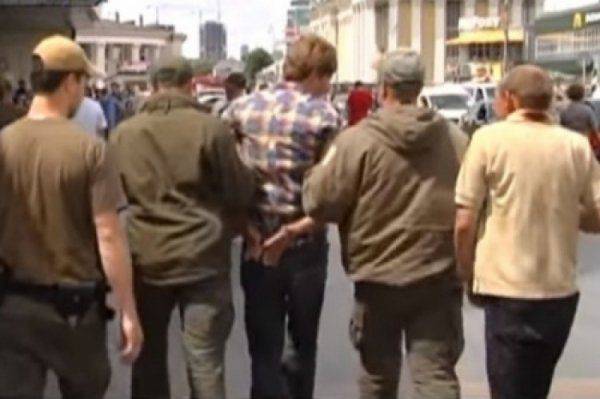 «Фрайкоры» уже работают на киевских улицах: штурмовики Авакова помогают полиции «кошмарить» население   «Фрайкоры» уже работают на киевских улицах: штурмовики Авакова помогают полиции «кошмарить» население