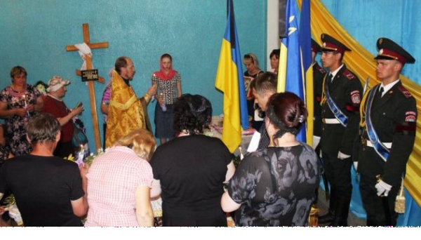 Скандал в ВСУ: «расследование показало, что «героически погибшую» на Донбассе повариху ВСУ убили свои Скандал в ВСУ: «расследование показало, что «героически погибшую» на Донбассе повариху ВСУ убили свои