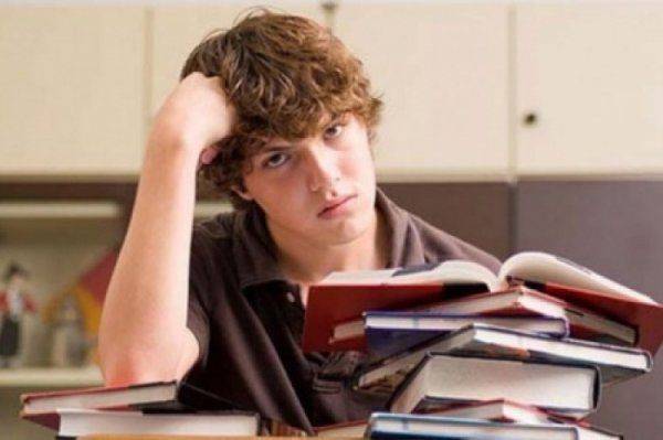 В Украине сократят половину учителей: новый закон об образовании не предусматривает денег на сеятелей разумного В Украине сократят половину учителей: новый закон об образовании не предусматривает денег на сеятелей разумного