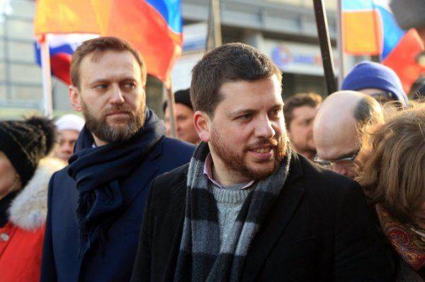 Навальный ещё не успел освободиться, а мы уже видим манипуляции… Навальный ещё не успел освободиться, а мы уже видим манипуляции…