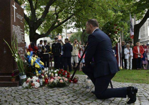 «UA von!» — по всей Польше прошли антиукраинские манифестации «UA von!» — по всей Польше прошли антиукраинские манифестации