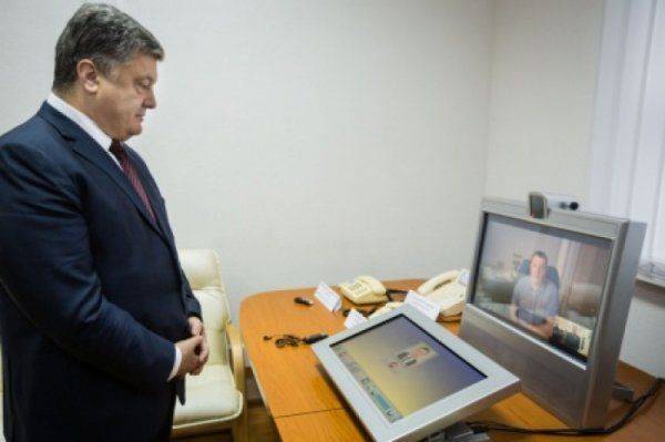 Сам себе порохобот. По ночам Вальцман ходит в «Одноклассники» и обзывает Шария   Сам себе порохобот. По ночам Вальцман ходит в «Одноклассники» и обзывает Шария