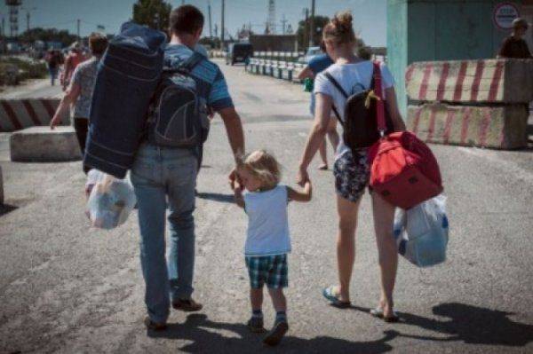 Впускать или не впускать? Крым разделился по вопросу туристов из Украины Впускать или не впускать? Крым разделился по вопросу туристов из Украины