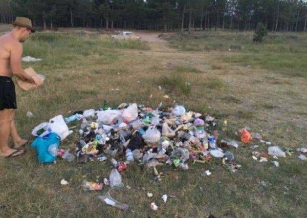 «Курортная Херсонщина»: бандиты на границе, аллергичная мусорка на побережье   «Курортная Херсонщина»: бандиты на границе, аллергичная мусорка на побережье