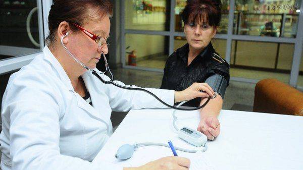 Смертельное безденежье: врачи на Украине вынуждены отправлять пациентов «домой, умирать» Смертельное безденежье: врачи на Украине вынуждены отправлять пациентов «домой, умирать»