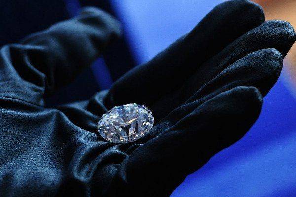 Высококлассная огранка: Россия показала миру уникальные дорогие бриллианты Высококлассная огранка: Россия показала миру уникальные дорогие бриллианты
