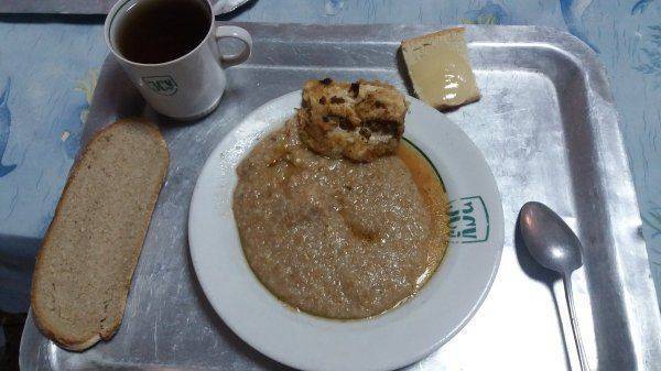 Военный ВСУ показал свой ужин: «Такое кошкам и собакам варил» Военный ВСУ показал свой ужин: «Такое кошкам и собакам варил»