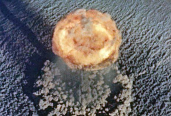 Назад к Хиросиме: Зачем США высокоточные ядерные бомбы
