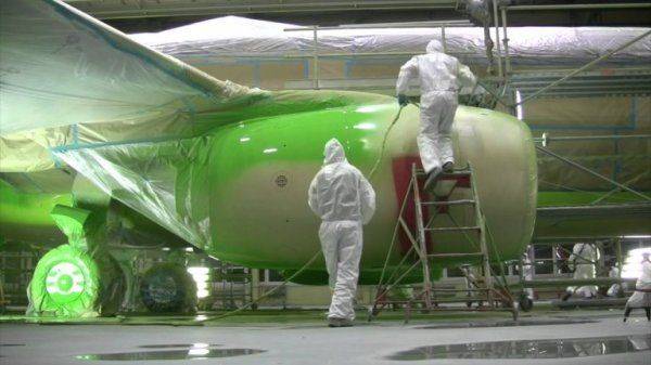 Украинский военный завод будет красить самолеты Boeing и Airbus Украинский военный завод будет красить самолеты Boeing и Airbus