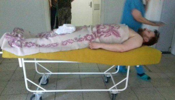 Как поступают с хунвейбинами: В Харькове сильно избит видный майданщик Как поступают с хунвейбинами: В Харькове сильно избит видный майданщик