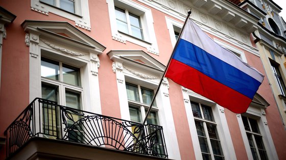 Россия ответит США на закрытие консульств со всей мощью Россия ответит США на закрытие консульств со всей мощью