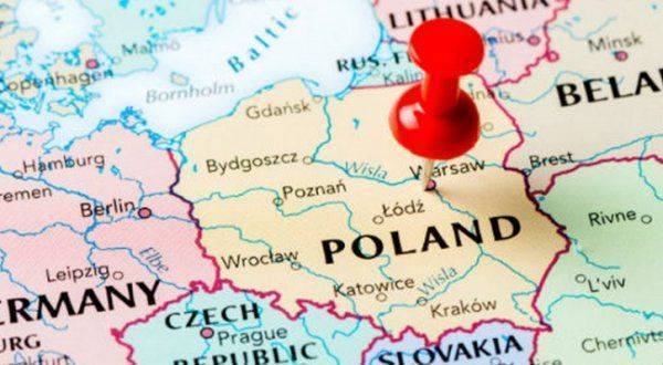 Мнение: Польша переигрывает Россию на Украине Мнение: Польша переигрывает Россию на Украине