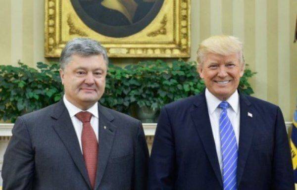 «Петр, присмотри за моим бизнесом!» О чем говорили Порошенко и Трамп на совместной встрече «Петр, присмотри за моим бизнесом!» О чем говорили Порошенко и Трамп на совместной встрече
